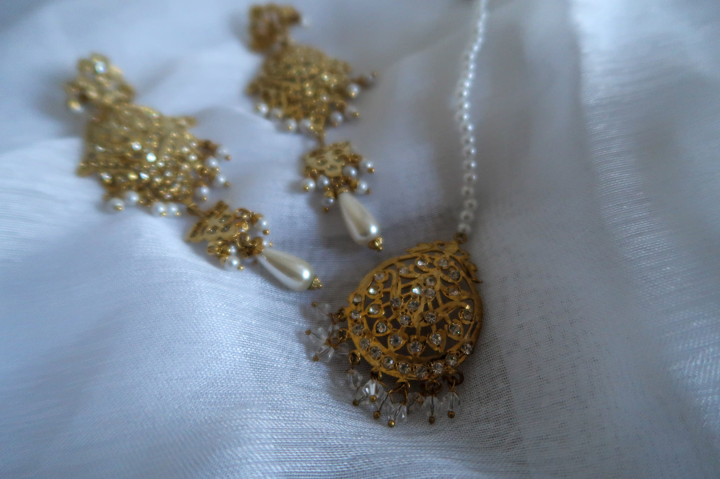 Gold & Pearl Earring/Tikka Set